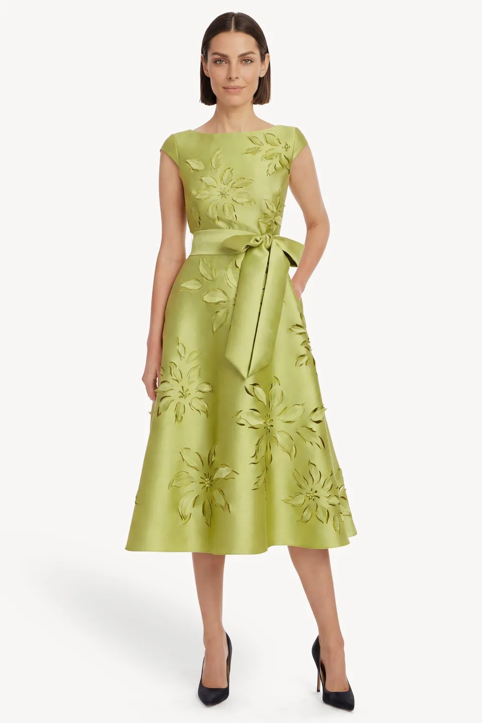 badgley-mischka-laser-cut-floral-midi-kleid-chartreuse image 1