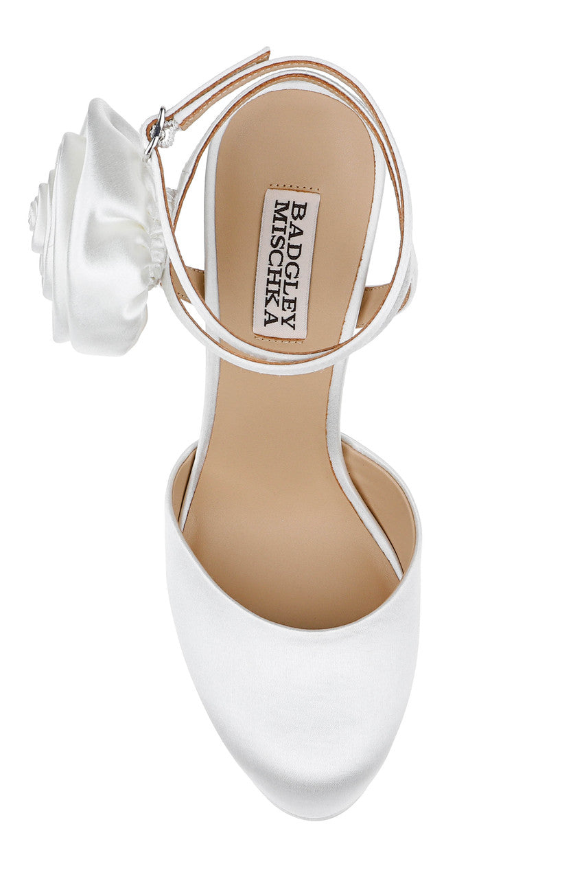 badgley-mischka-janessa-pumps-wei-satin-plateau image 5