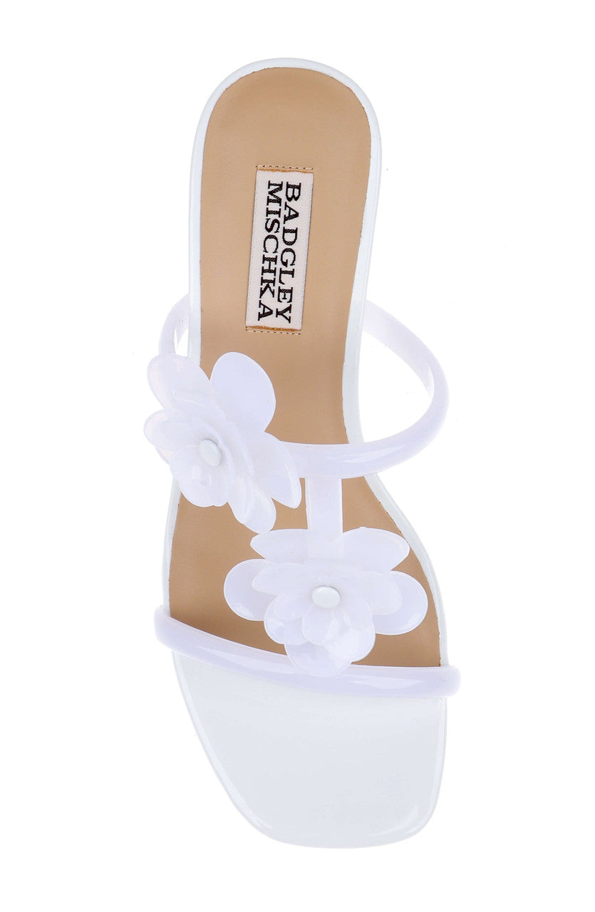 badgley-mischka-xyra-jelly-sandalen-wei-kitten-heel image 5