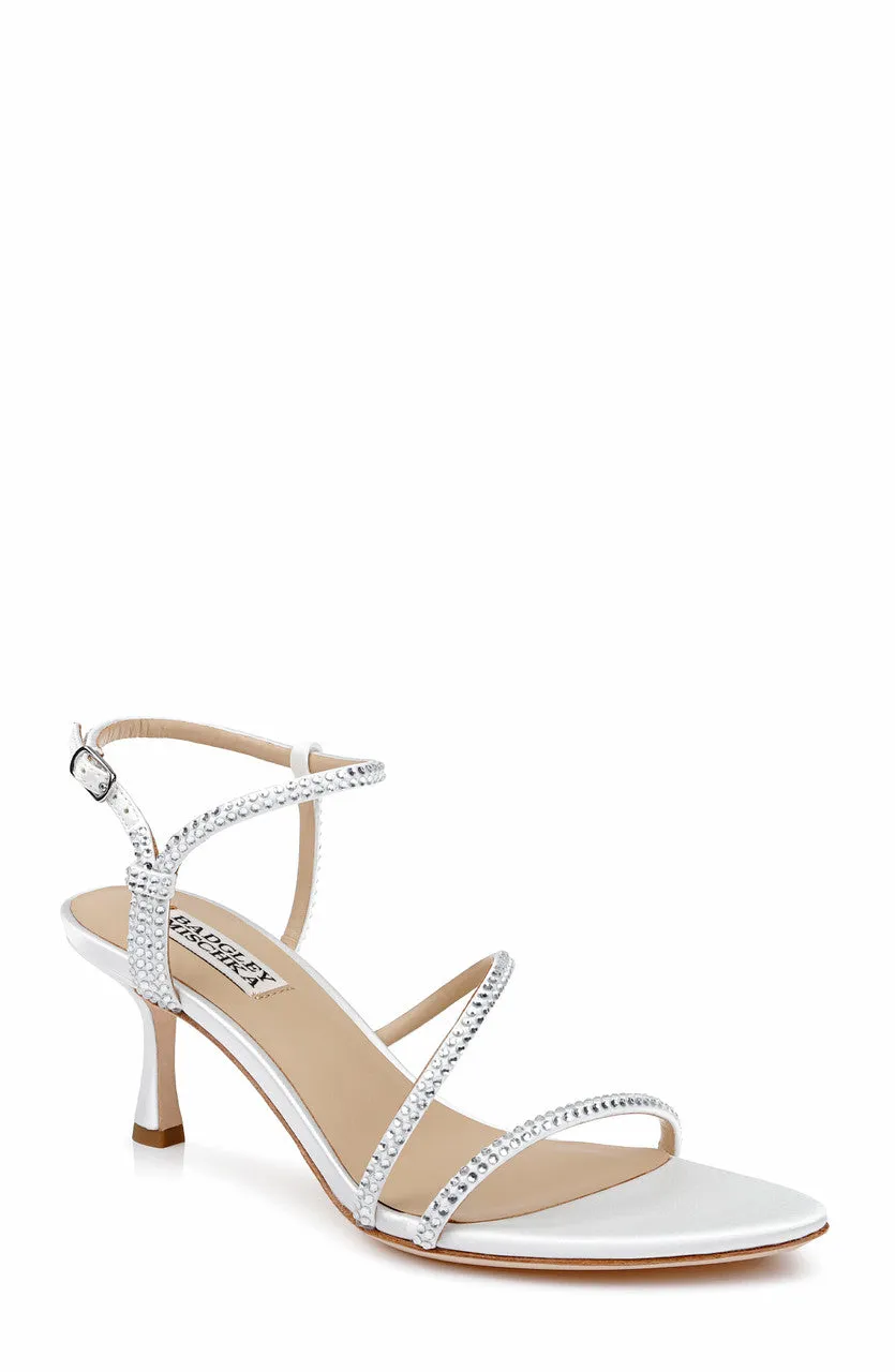 badgley-mischka-juliana-cross-strap-sandalen-wei-satin image 1