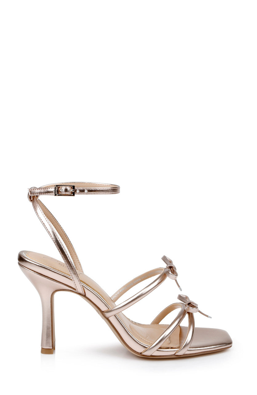 badgley-mischka-kiyomi-ii-metallic-sandale-silver-metallic image 2