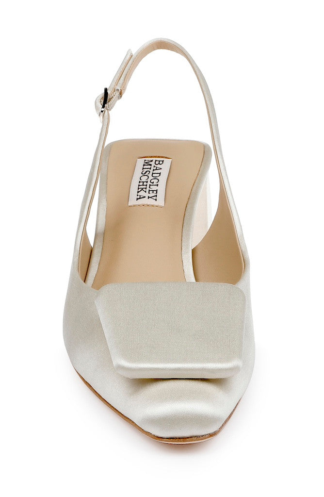 badgley-mischka-gracen-block-heel-slingback-pumps-ivory image 4