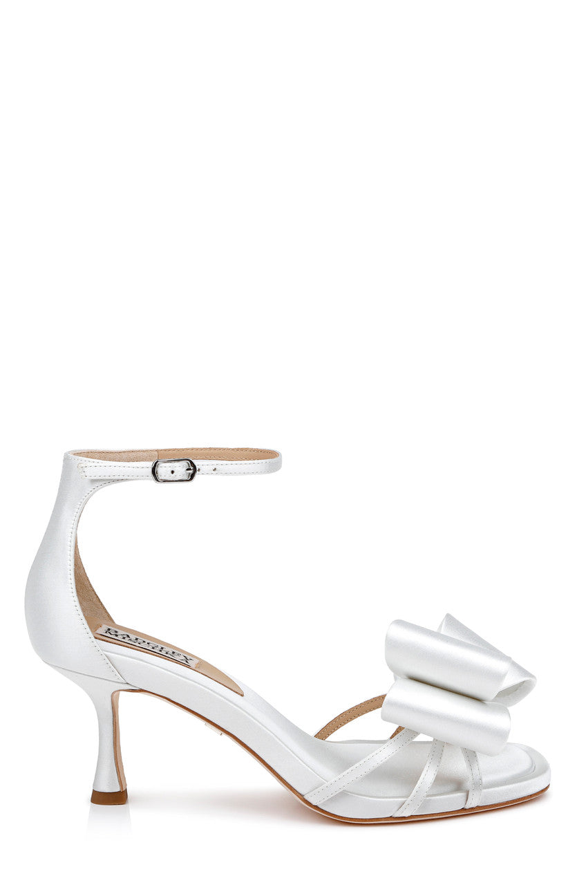 badgley-mischka-alysha-mp7512-kitten-heels-pumps-wei-satin image 3