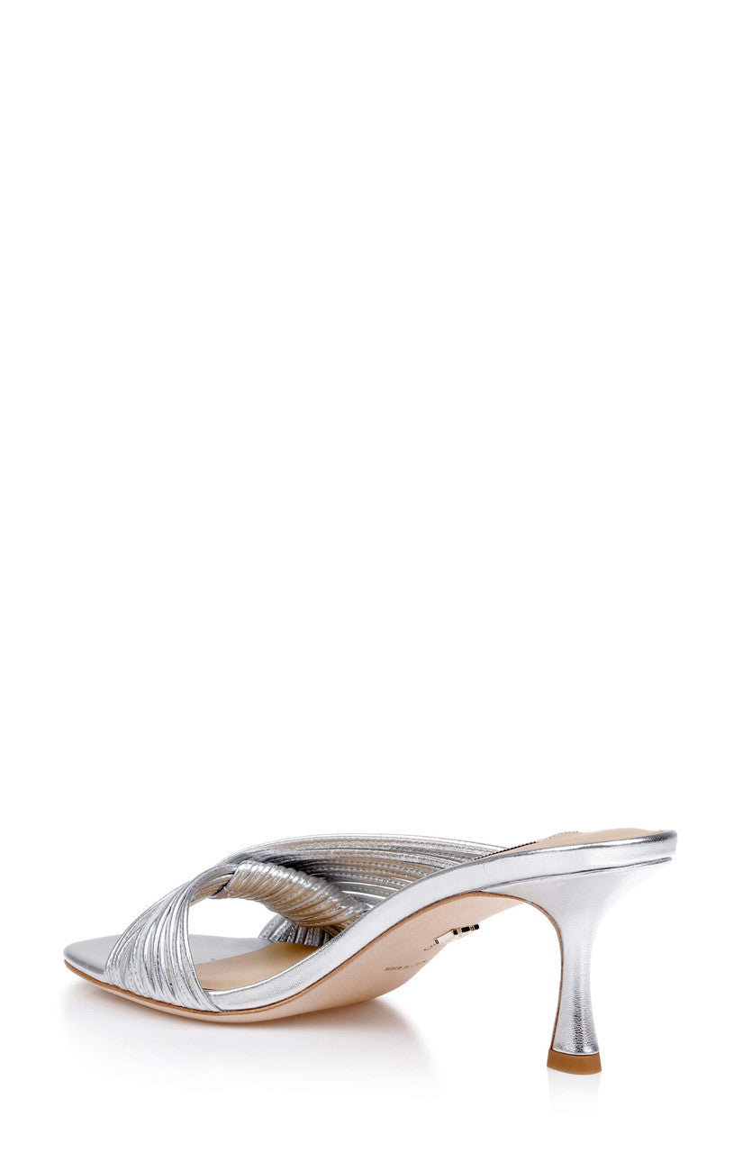 badgley-mischka-winta-slide-sandalen-silber-metallic-leder image 3