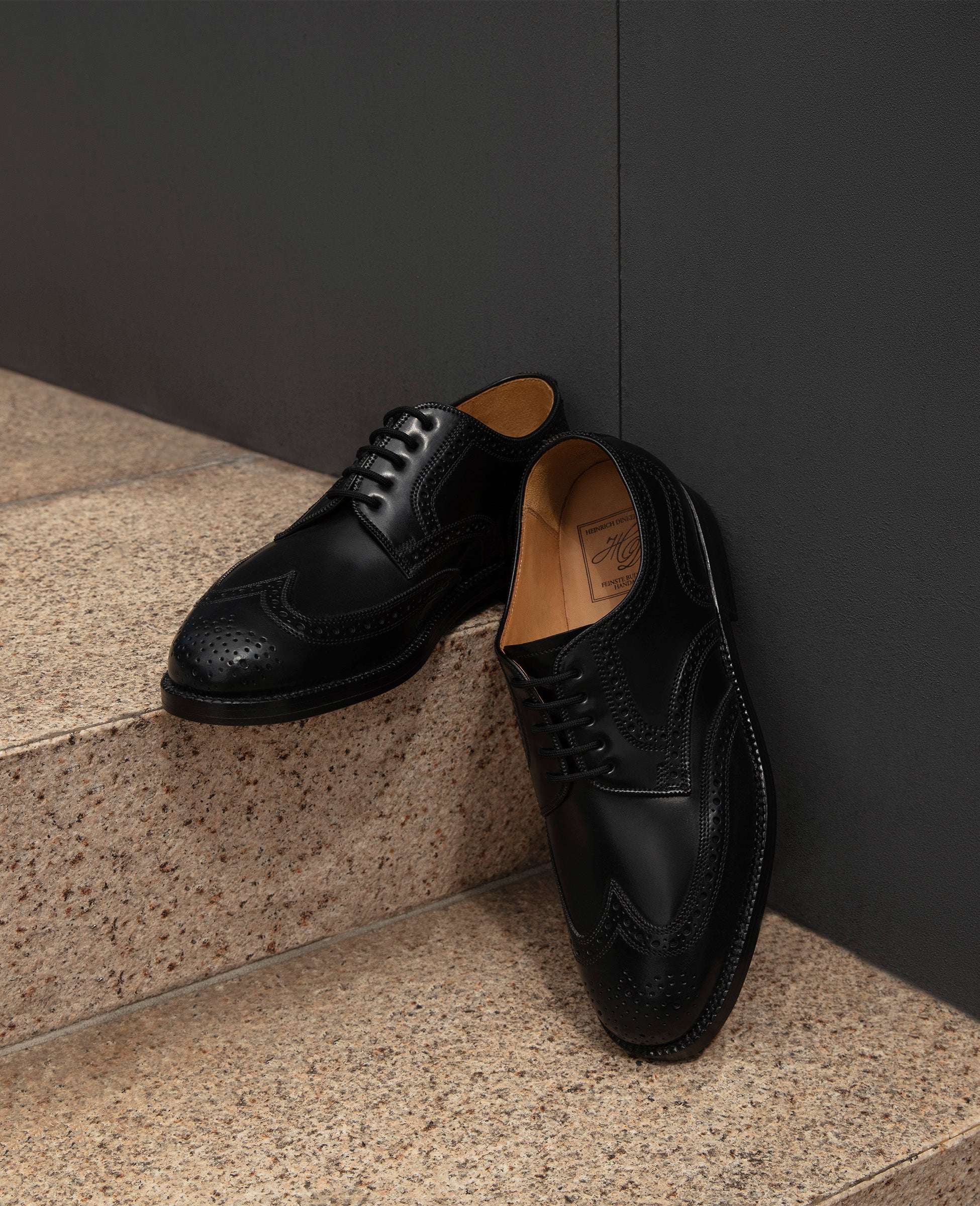 heinrich-dinkelacker-london-full-brogue-derby-schwarz-cordovan image 6