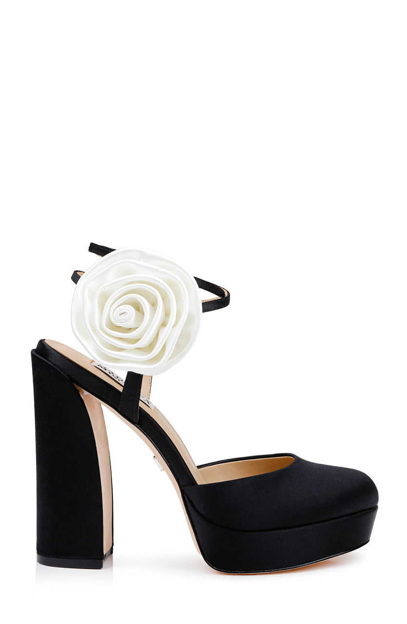 badgley-mischka-janessa-pumps-wei-satin-plateau image 8