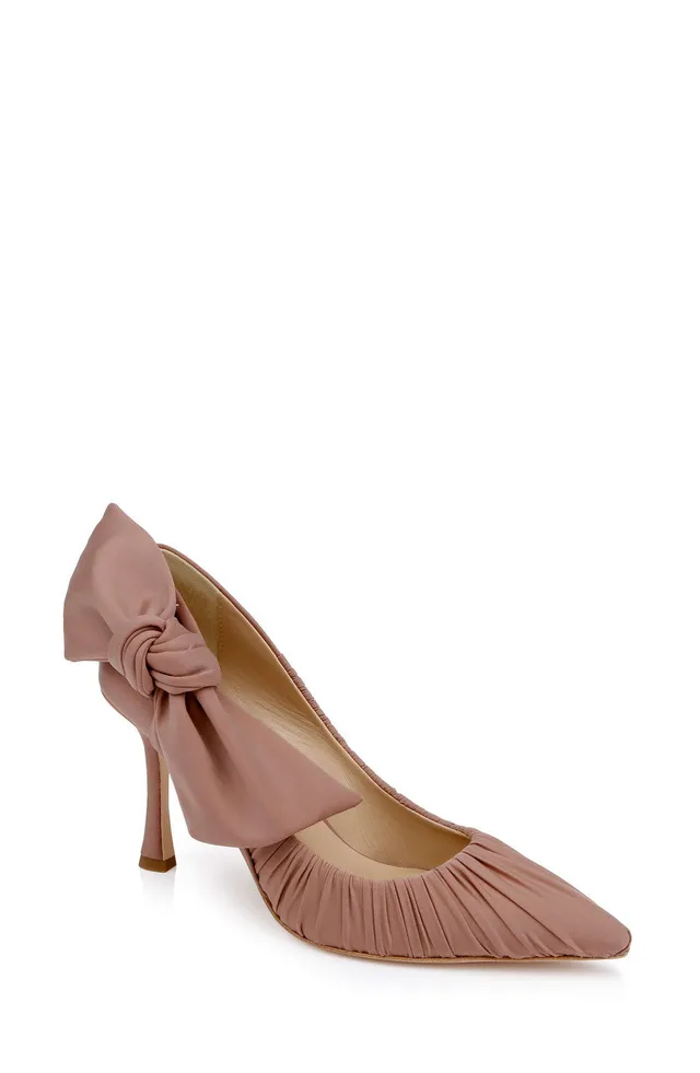 badgley-mischka-vanesa-pumps-elfenbein-stoff-mit-schleife image 1