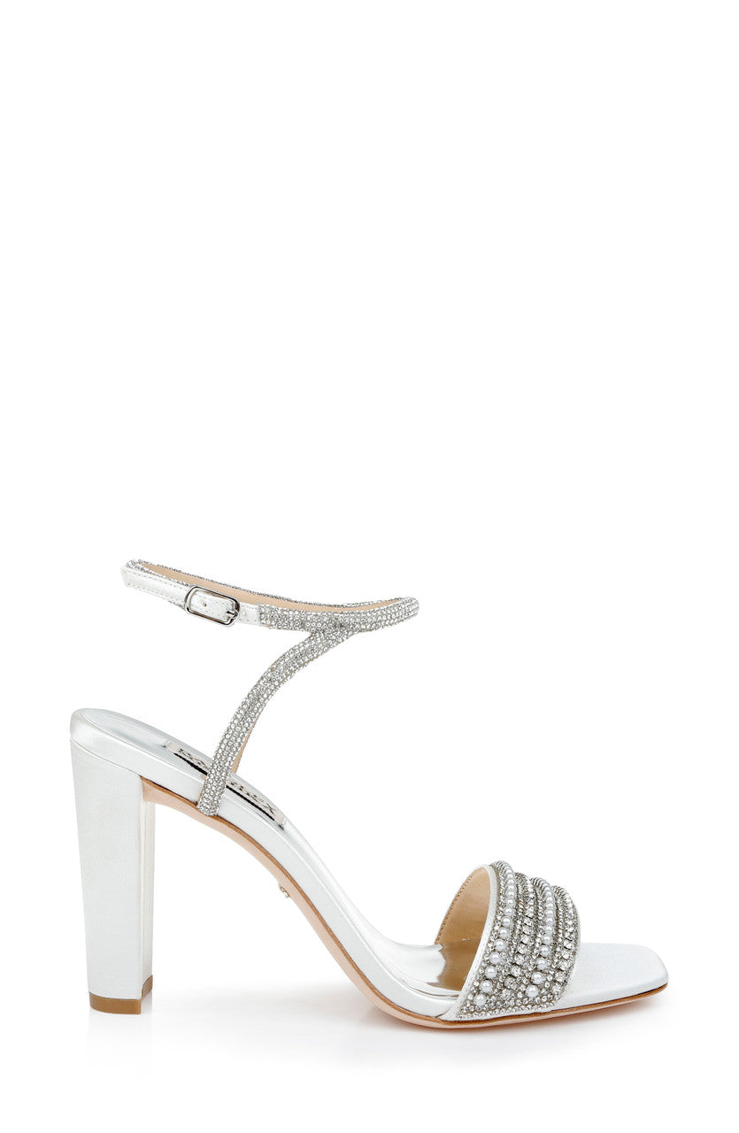 badgley-mischka-kari-mp6211-sandalette-soft-white-perlen image 2