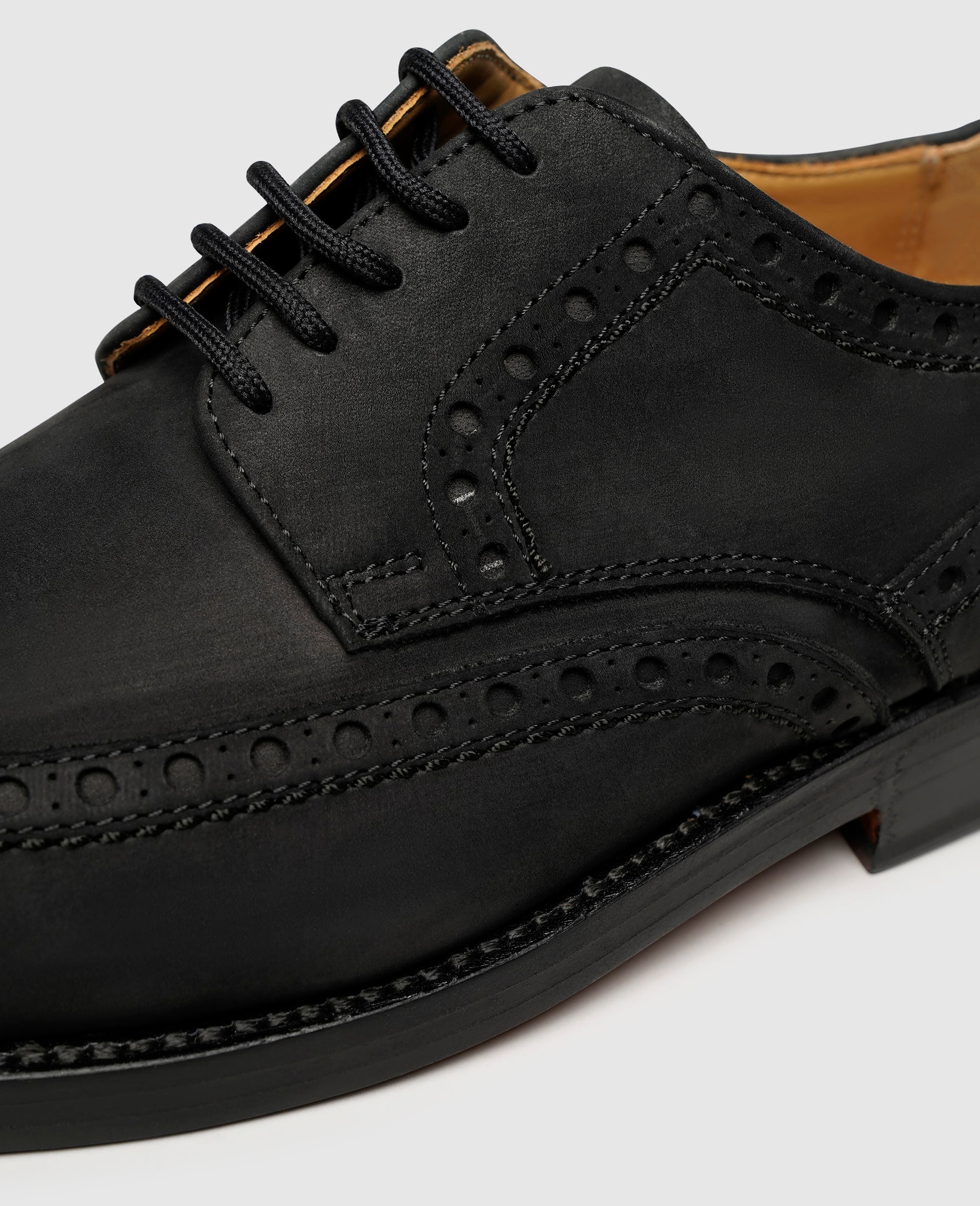 heinrich-dinkelacker-luzern-full-brogue-j-herrenschuh-schwarz-nubuk image 4
