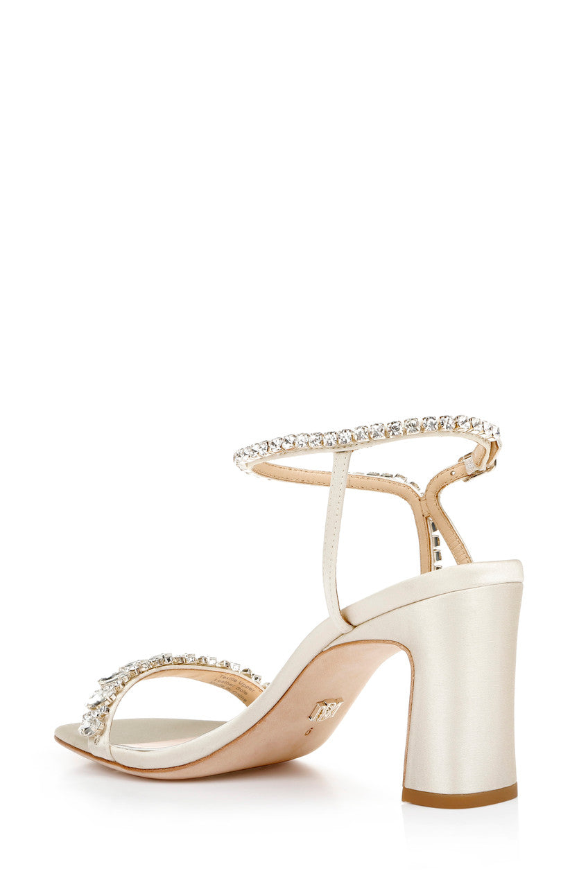 badgley-mischka-marilee-block-heel-pumps-ivory-75-mm image 3