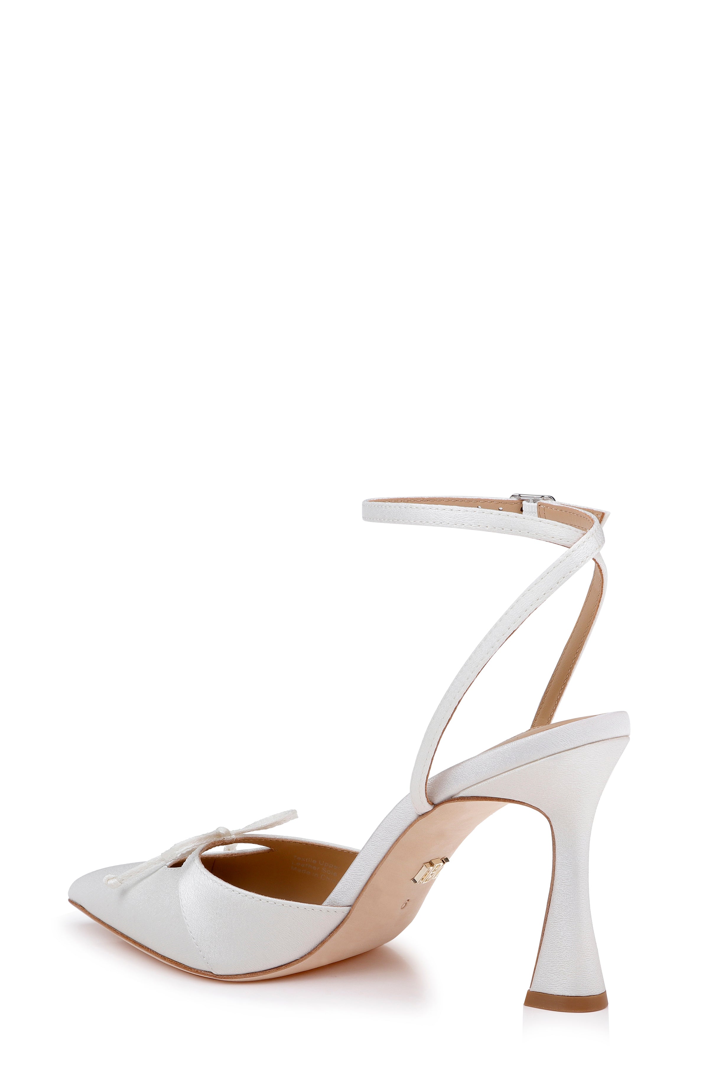 badgley-mischka-yara-ii-pumps-wei-crepe-spitze-riemchen image 3