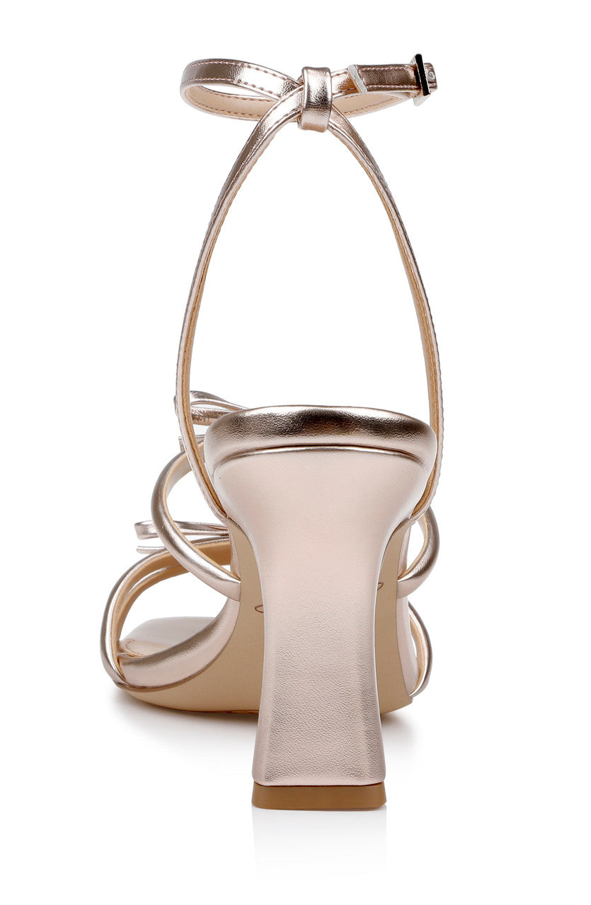 badgley-mischka-kiyomi-ii-metallic-sandale-silver-metallic image 7