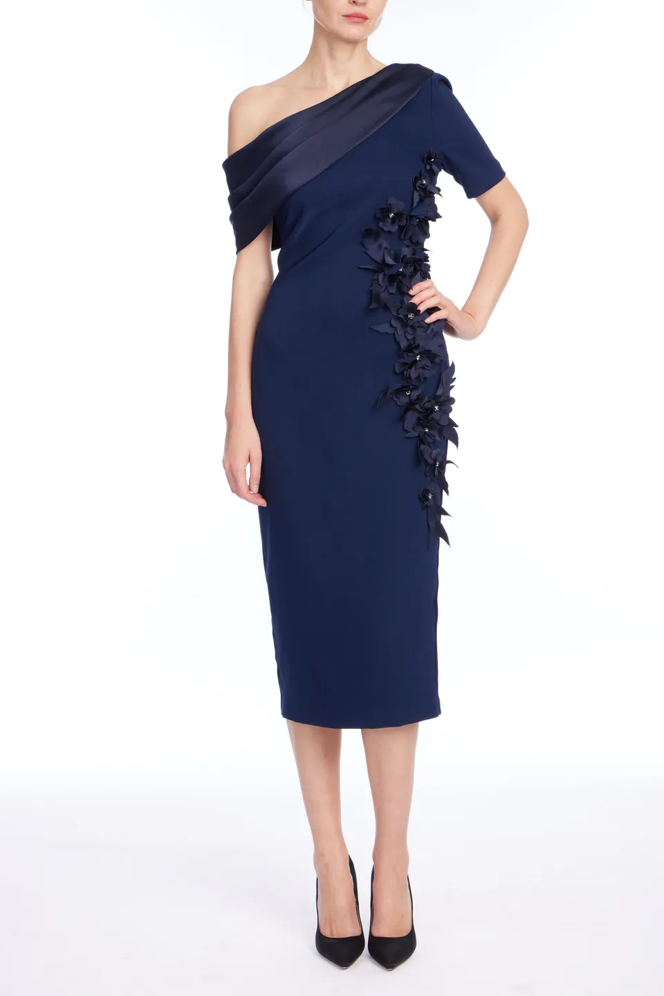 badgley-mischka-one-shoulder-cocktailkleid-navy-blumen image 1