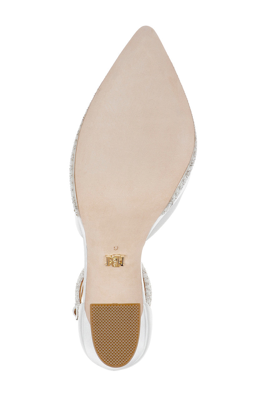 badgley-mischka-eliana-pointed-platforms-pumps-soft-white-satin image 6