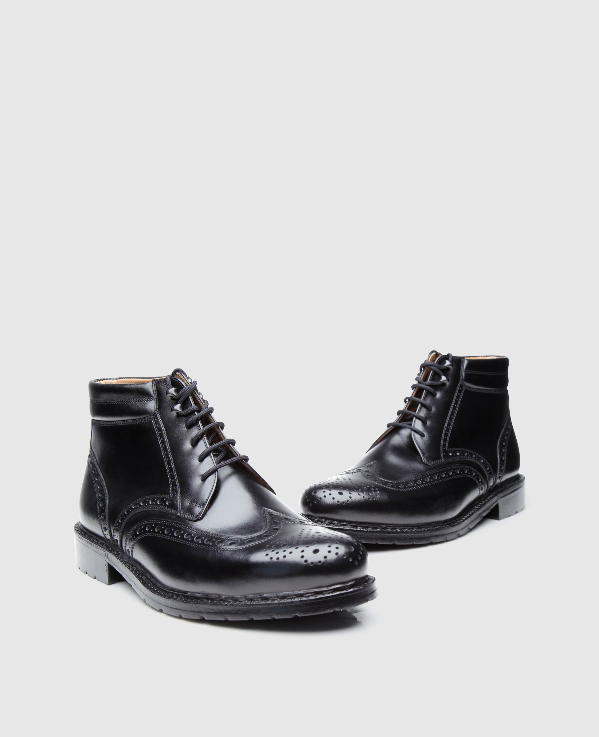 heinrich-dinkelacker-janosh-k-full-brogue-boot-schwarz-lyralochung image 5
