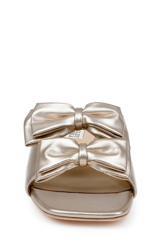 badgley-mischka-giorgia-ii-slides-champagne-schleife image 4