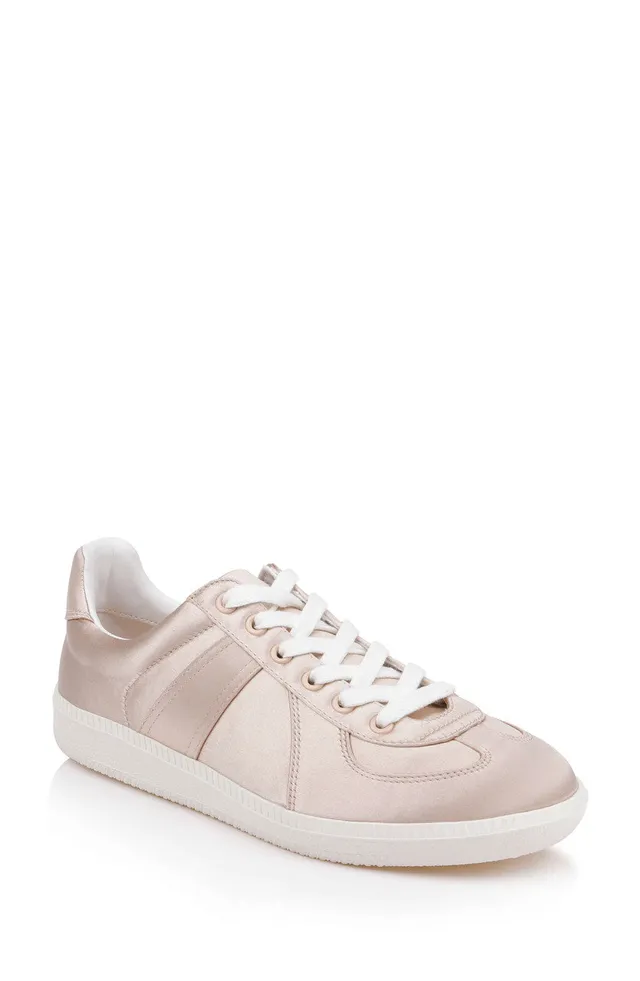 badgley-mischka-imara-satin-sneaker-nude-satin-flach image 1