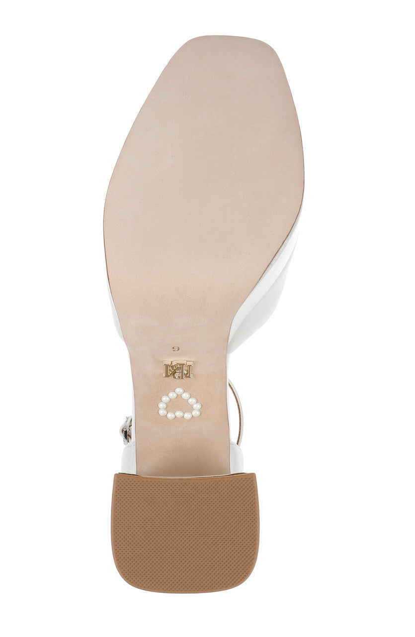 badgley-mischka-jayda-pumps-wei-leder-herz-schnalle image 6
