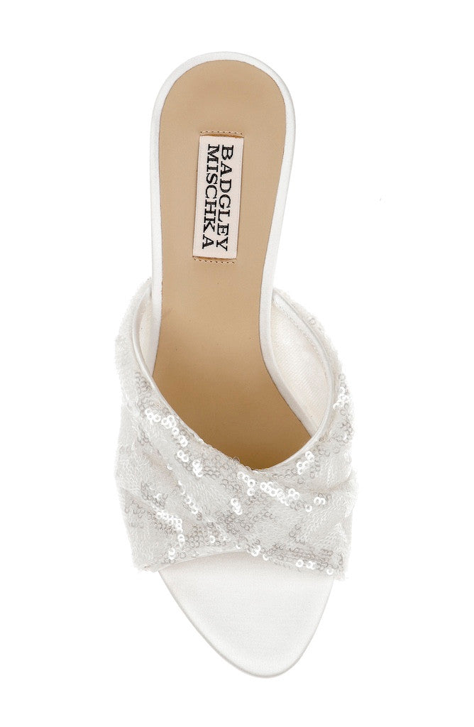 badgley-mischka-gailea-mp7801-mules-pailletten-white-sequins image 5