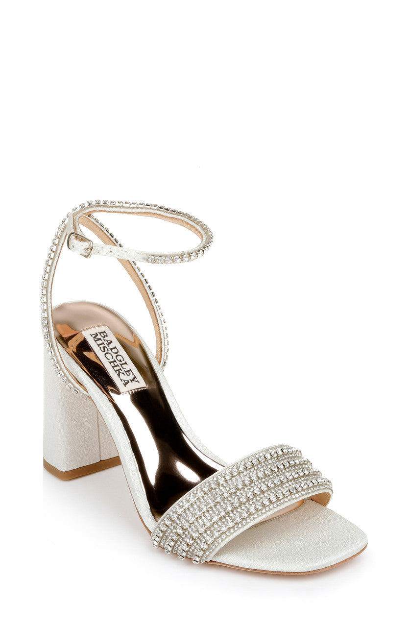 badgley-mischka-becca-strappy-block-heel-sandalen-ivory image 1