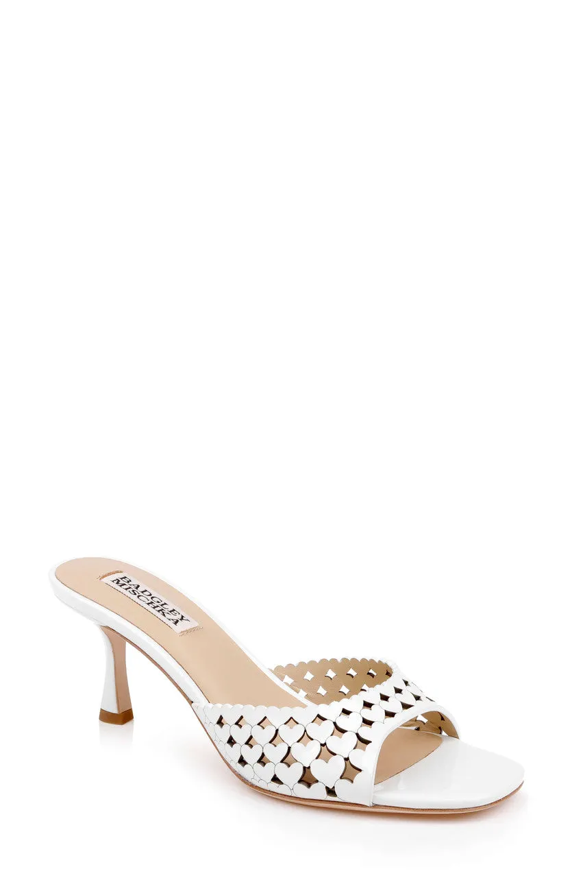 badgley-mischka-windy-sandale-white-patent-leder-65-mm image 1