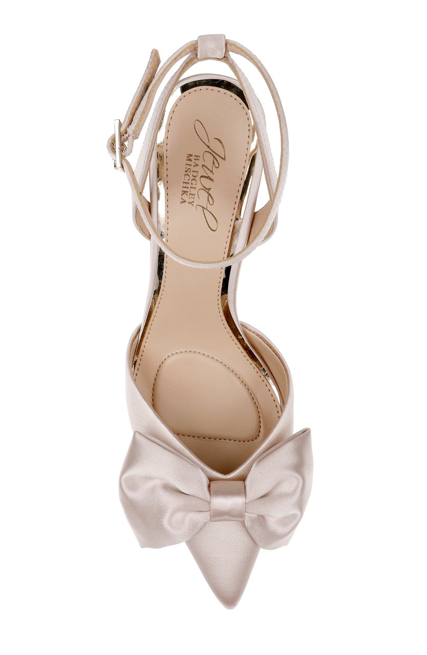 badgley-mischka-yanna-satin-stiletto-pumps-champagne-schleife image 5