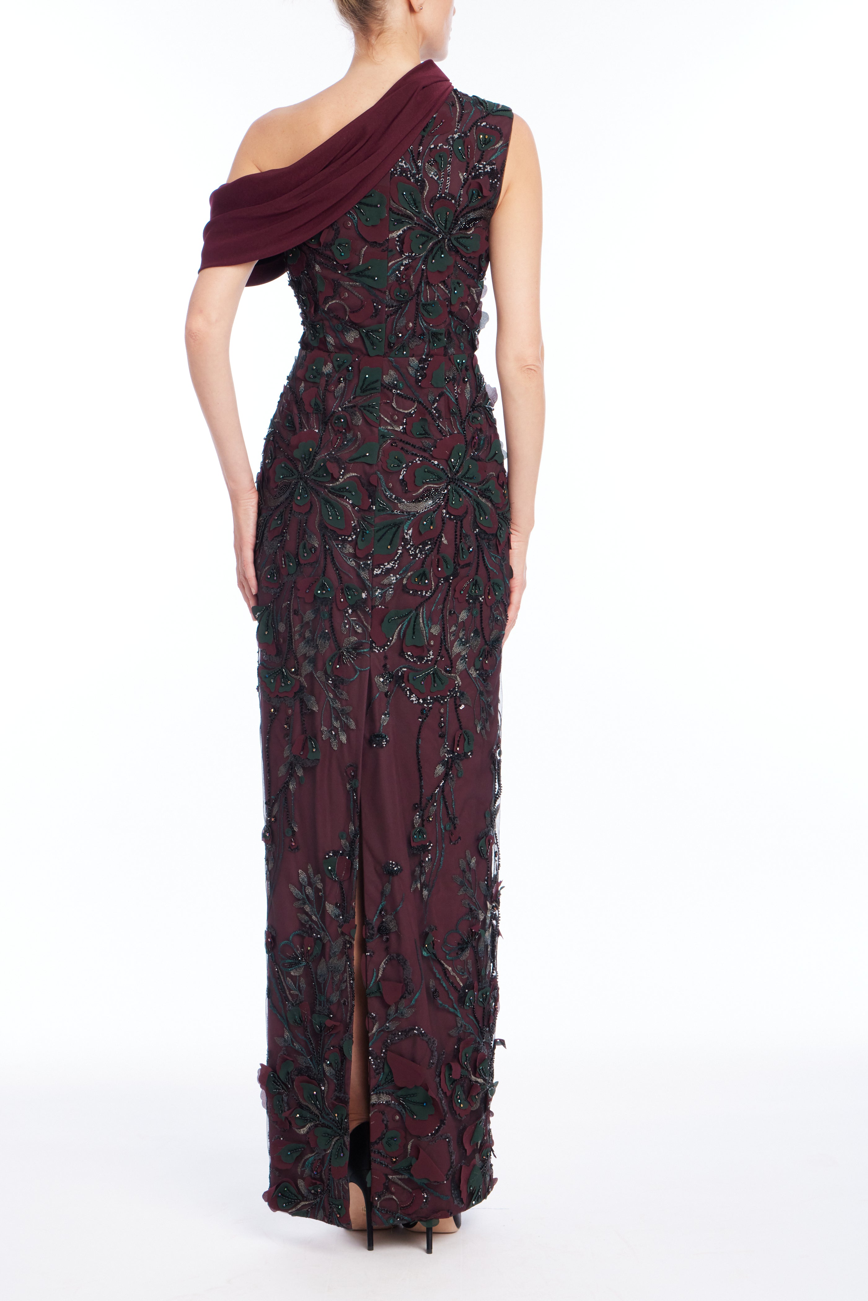 badgley-mischka-abendkleid-weinrot-bestickt-bodenlang-drapiert image 3