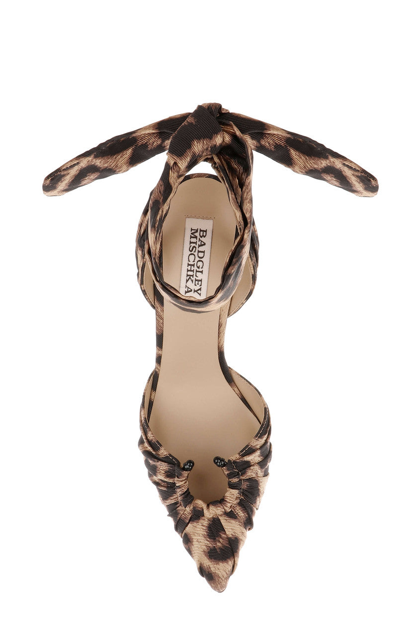 badgley-mischka-vania-mp7912-pumps-leo-satin-kn-chelband image 5