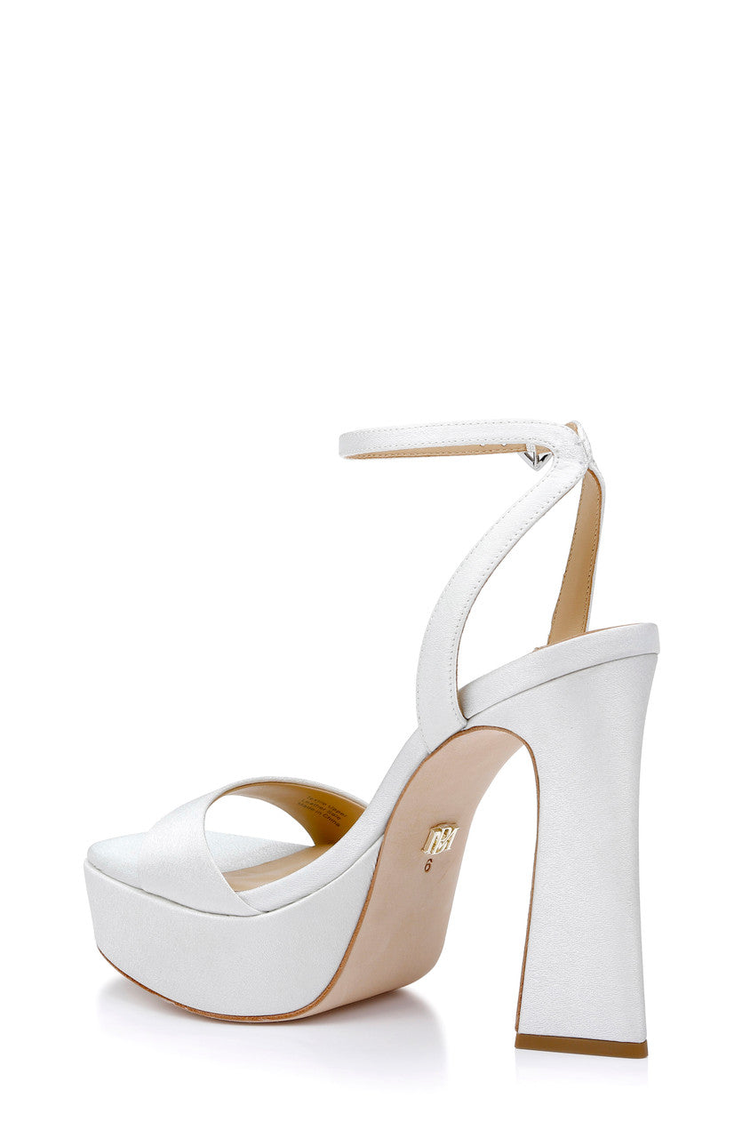 badgley-mischka-caia-mp7305-plateausandale-soft-white-blockabsatz image 3