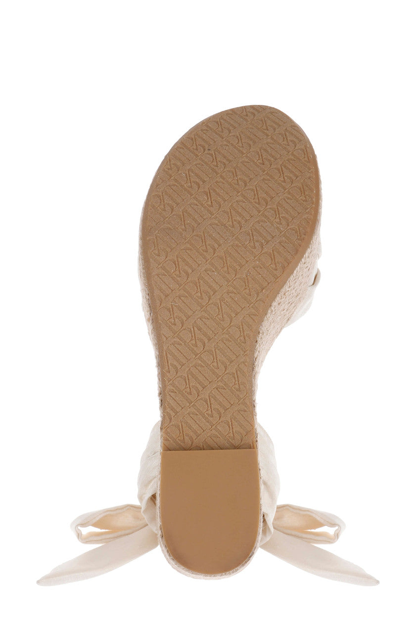 badgley-mischka-ximora-keilsandalette-creme-satin image 6