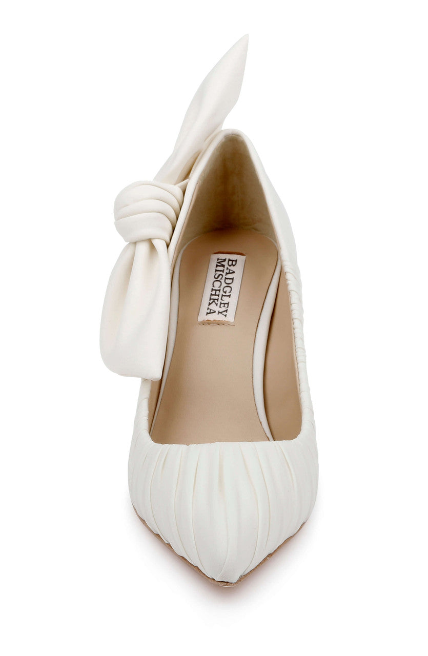 badgley-mischka-vanesa-pumps-elfenbein-stoff-mit-schleife image 5