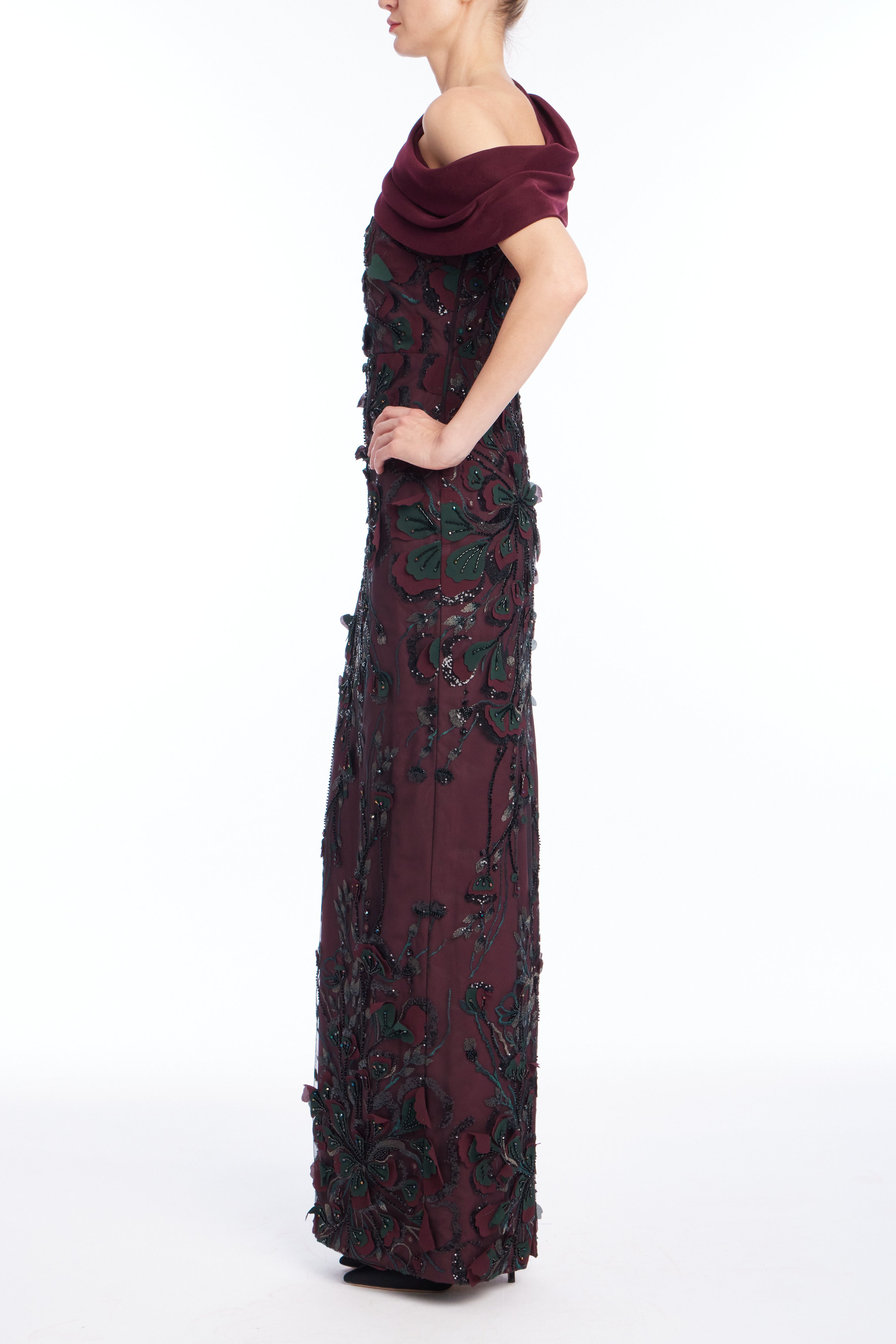 badgley-mischka-abendkleid-weinrot-bestickt-bodenlang-drapiert image 2