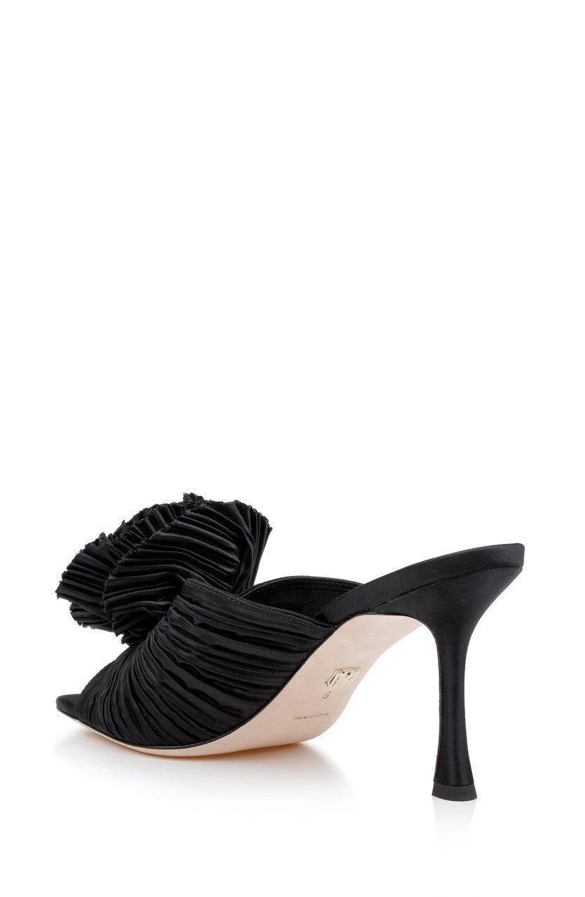 badgley-mischka-blythe-slide-pumps-schwarz-satin-blume image 3