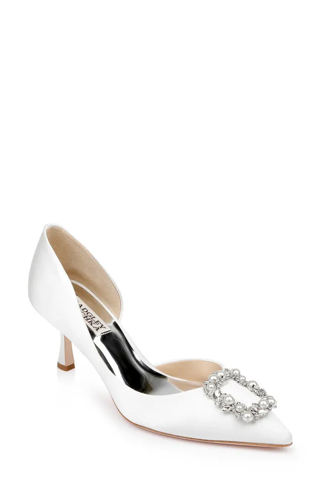 badgley-mischka-fabia-d-orsay-pumps-soft-white-kristall-65mm image 1
