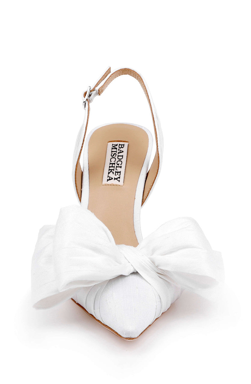 badgley-mischka-olisa-block-heel-slingback-pumps-white-silk-seide image 4